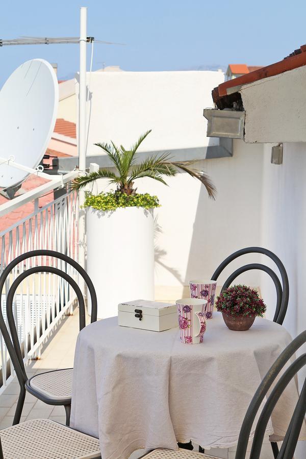 Apartments Skako Makarska Ngoại thất bức ảnh